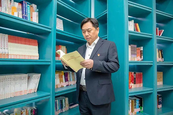 深度溯源控源，唱響新時(shí)代“太湖美”！全省各級(jí)人大代表積極投身新階段太湖治理