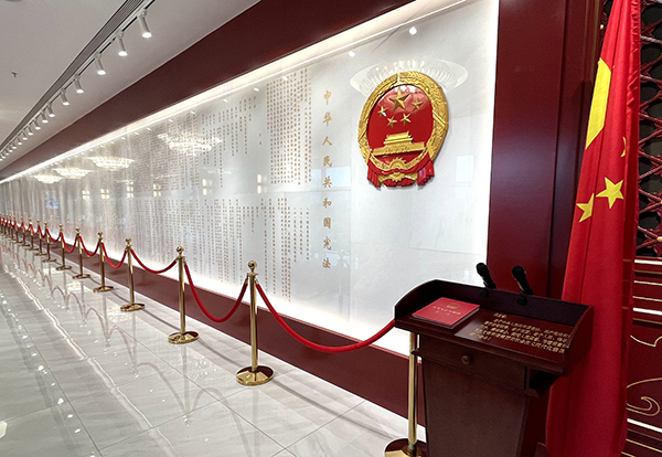 信陽(yáng)：服務(wù)發(fā)展大局 發(fā)展基層民主
