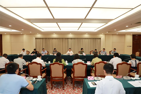 全國人大環(huán)資委到川開展重點督辦建議辦理專題調(diào)研