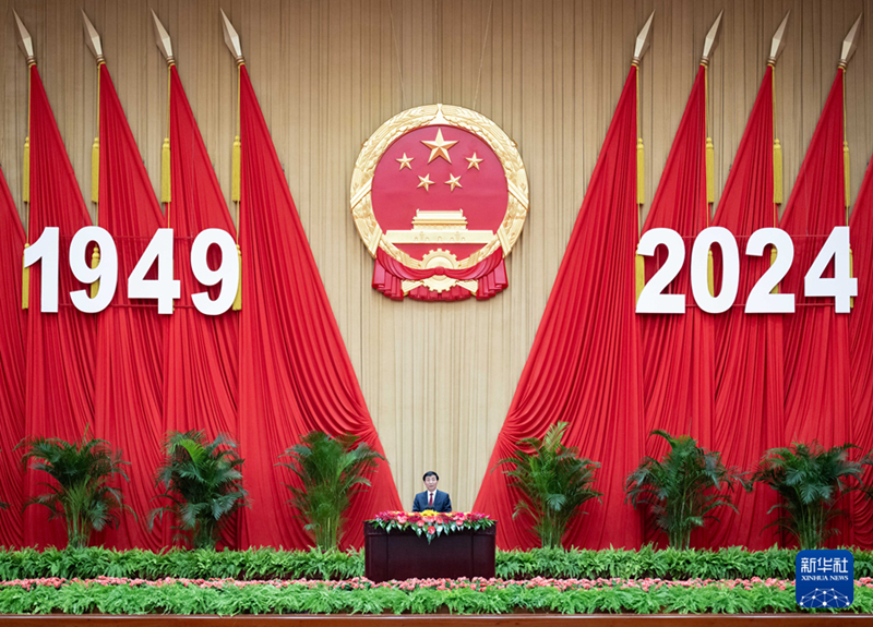 全國政協(xié)辦公廳、中共中央統(tǒng)戰(zhàn)部、國務(wù)院僑辦、國務(wù)院港澳辦、國務(wù)院臺辦、中國僑聯(lián)聯(lián)合舉行國慶招待會