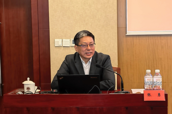 張勇副主任為香港特別行政區(qū)政府高級公務(wù)員授課